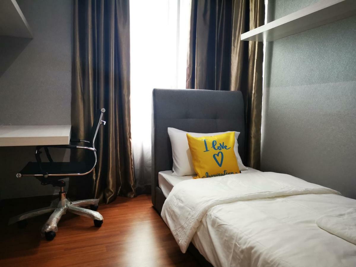 Host Assist Homestay By Ha I-City シャー・アラム エクステリア 写真